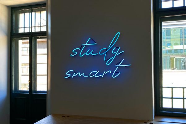 _0002_studysmart_neons