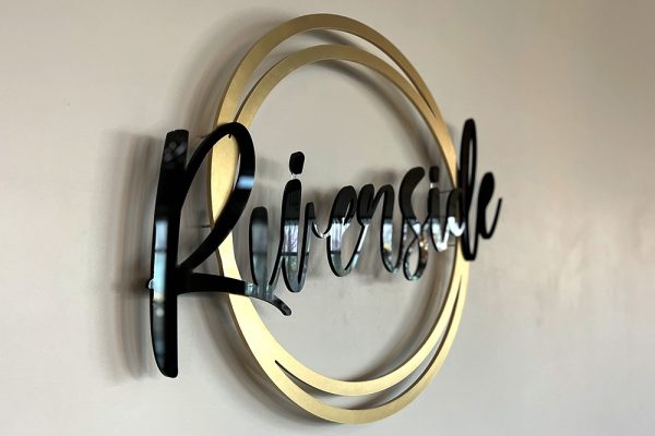 riverside_interjera_logotips