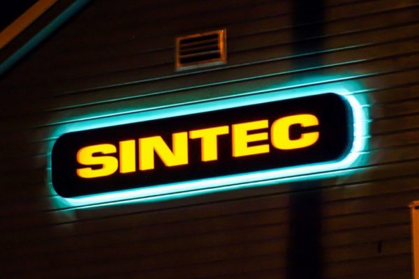 sintec_gaismas_kaste