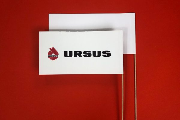ursus_karogs
